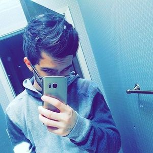 Meet your Posher, Eli